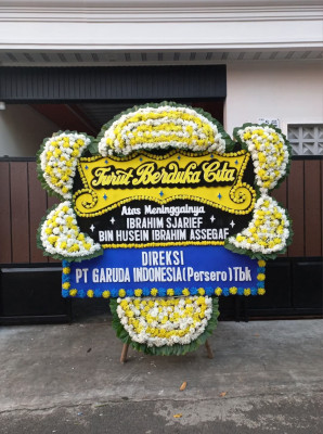 Papan Bunga Duka di Latuhalat